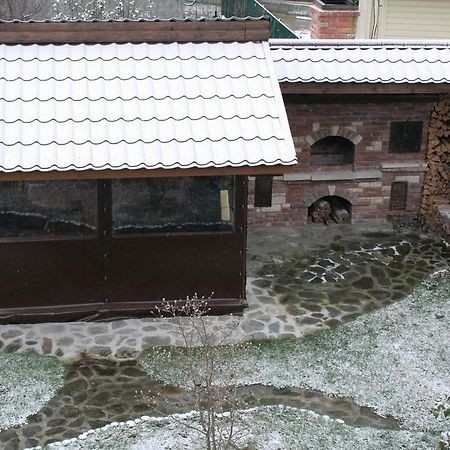 Cottage Smerekovyi Szkole Kültér fotó