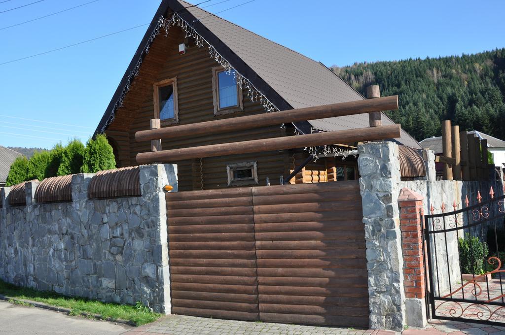 Cottage Smerekovyi Szkole Kültér fotó